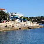 By The Sea - 13502 Apartment