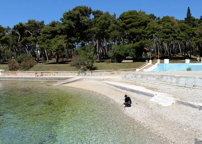 By The Sea - 13502 Pula