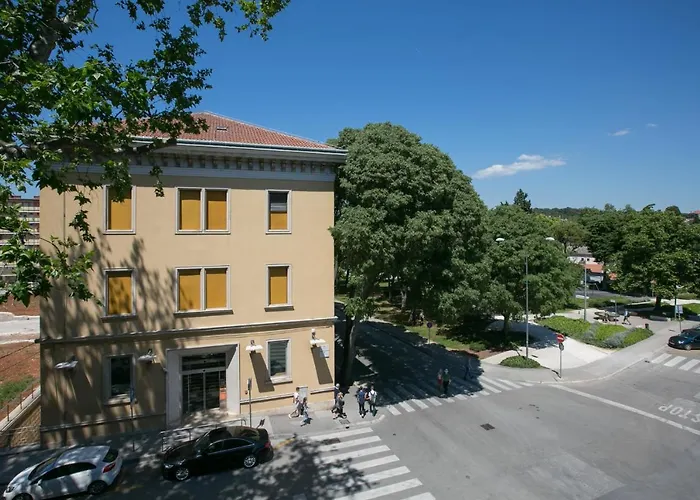 By The Sea - 13502 Apartment Pula